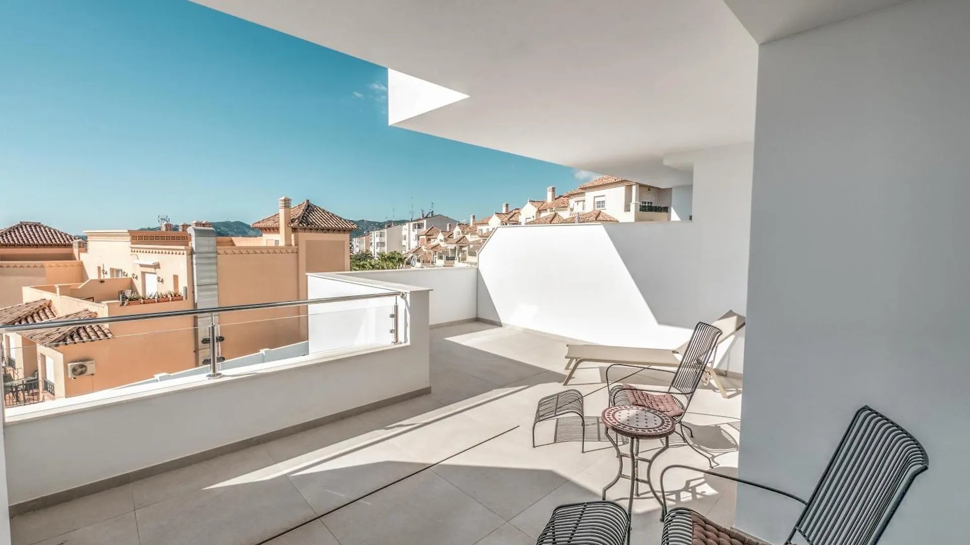 네르하 Modern Townhouse With 3 Terraces, Pool And Views 빌라 스페인