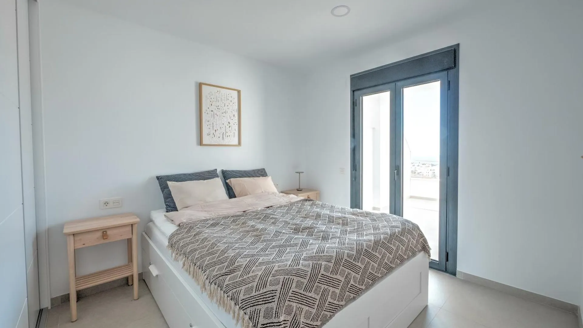 Modern Townhouse With 3 Terraces, Pool And Views Villa Nerja Holiday home