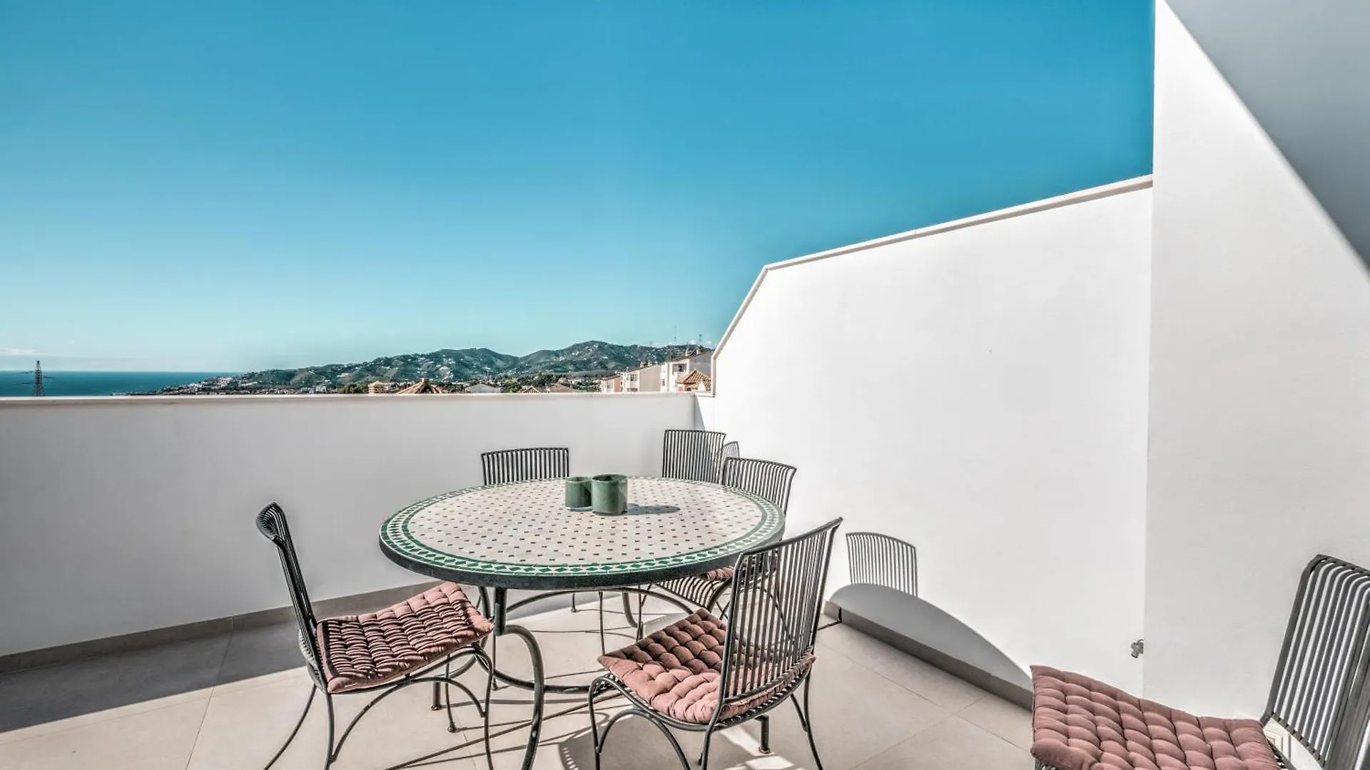 Holiday home Modern Townhouse With 3 Terraces, Pool And Views Villa Nerja Spain
